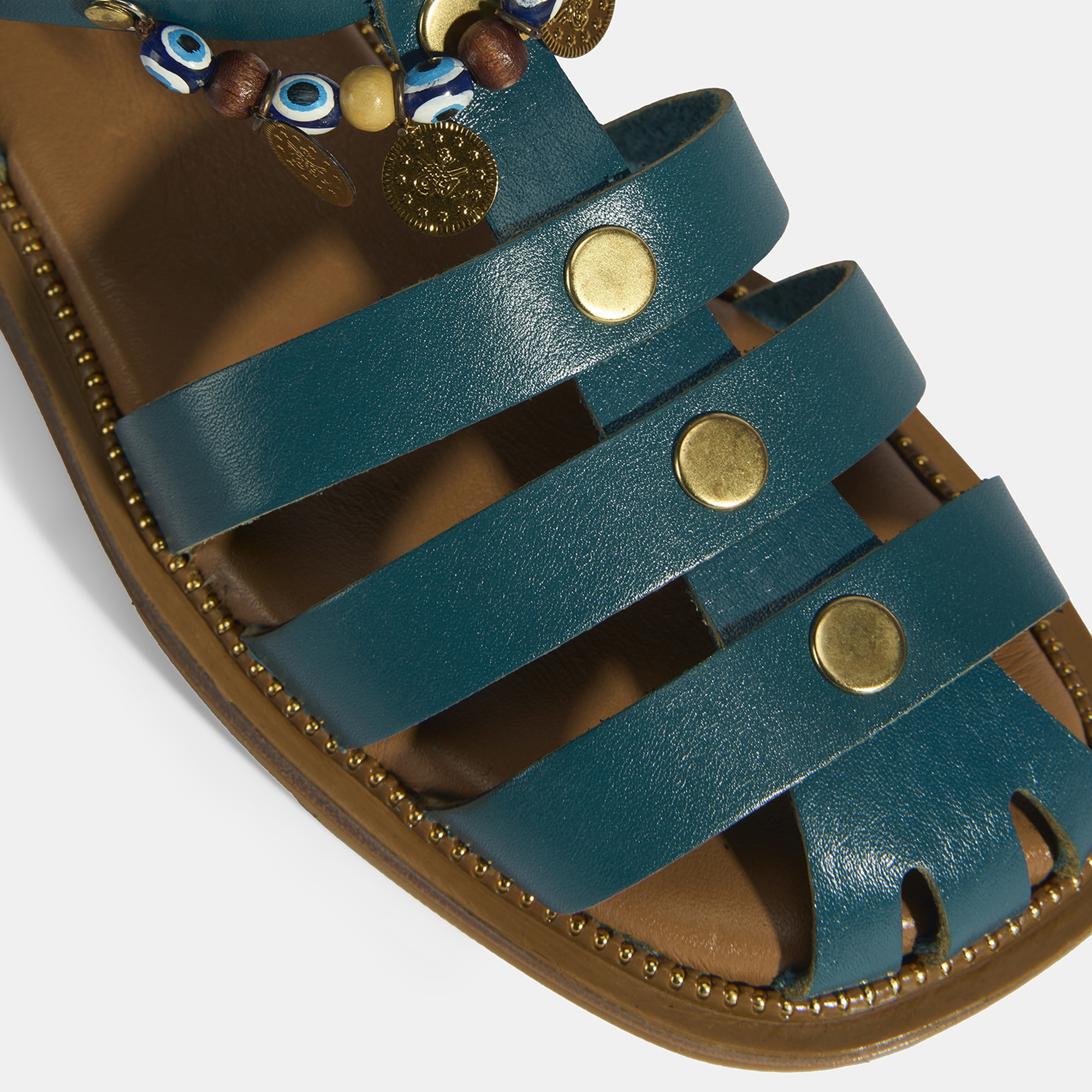 Kadın Yeşil Aksesuar Detaylı Ayarlanabilir Tokalı Deri Sandalet