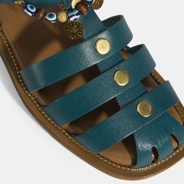  Kadın Yeşil Aksesuar Detaylı Ayarlanabilir Tokalı Deri Sandalet