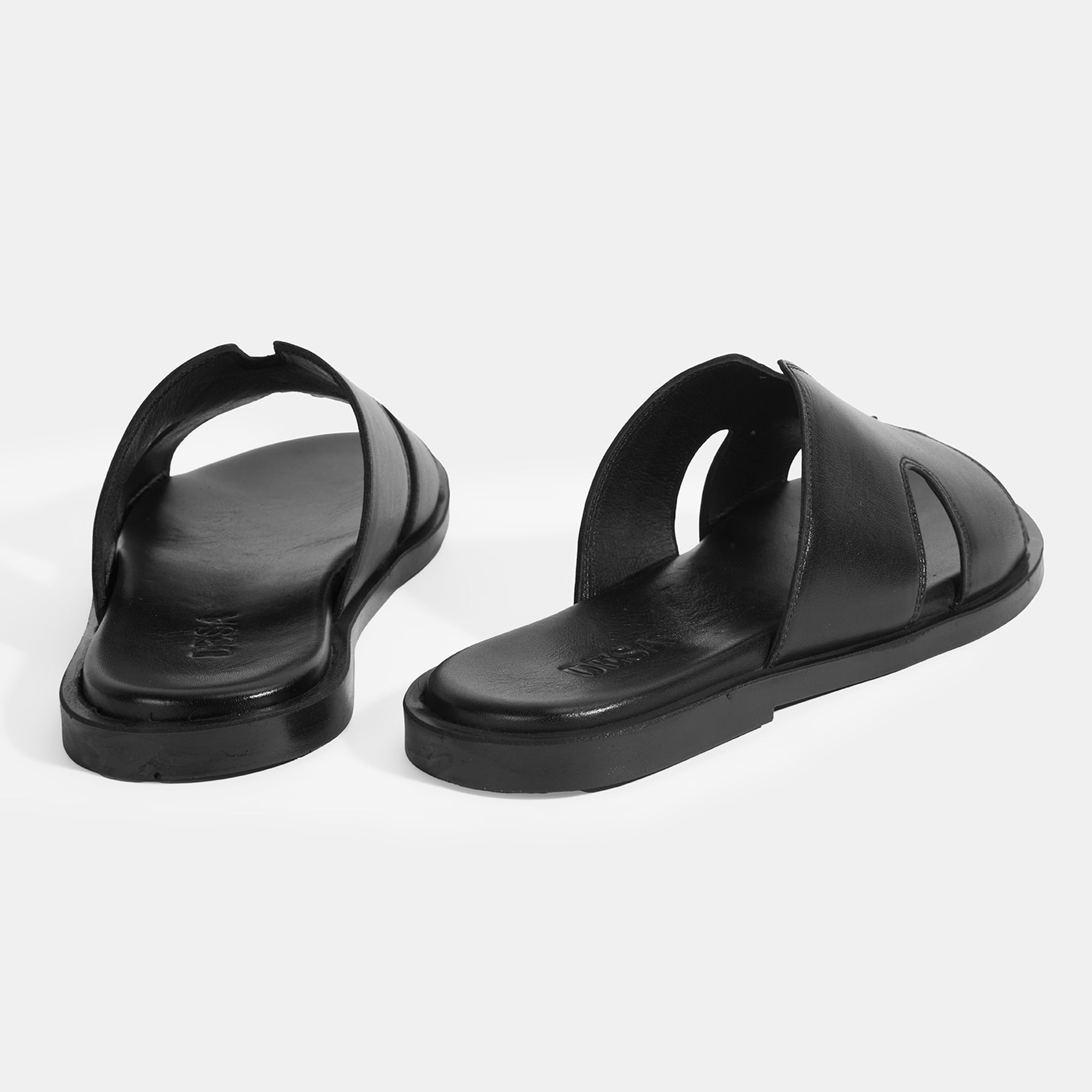 Erkek Siyah Deri Terlik