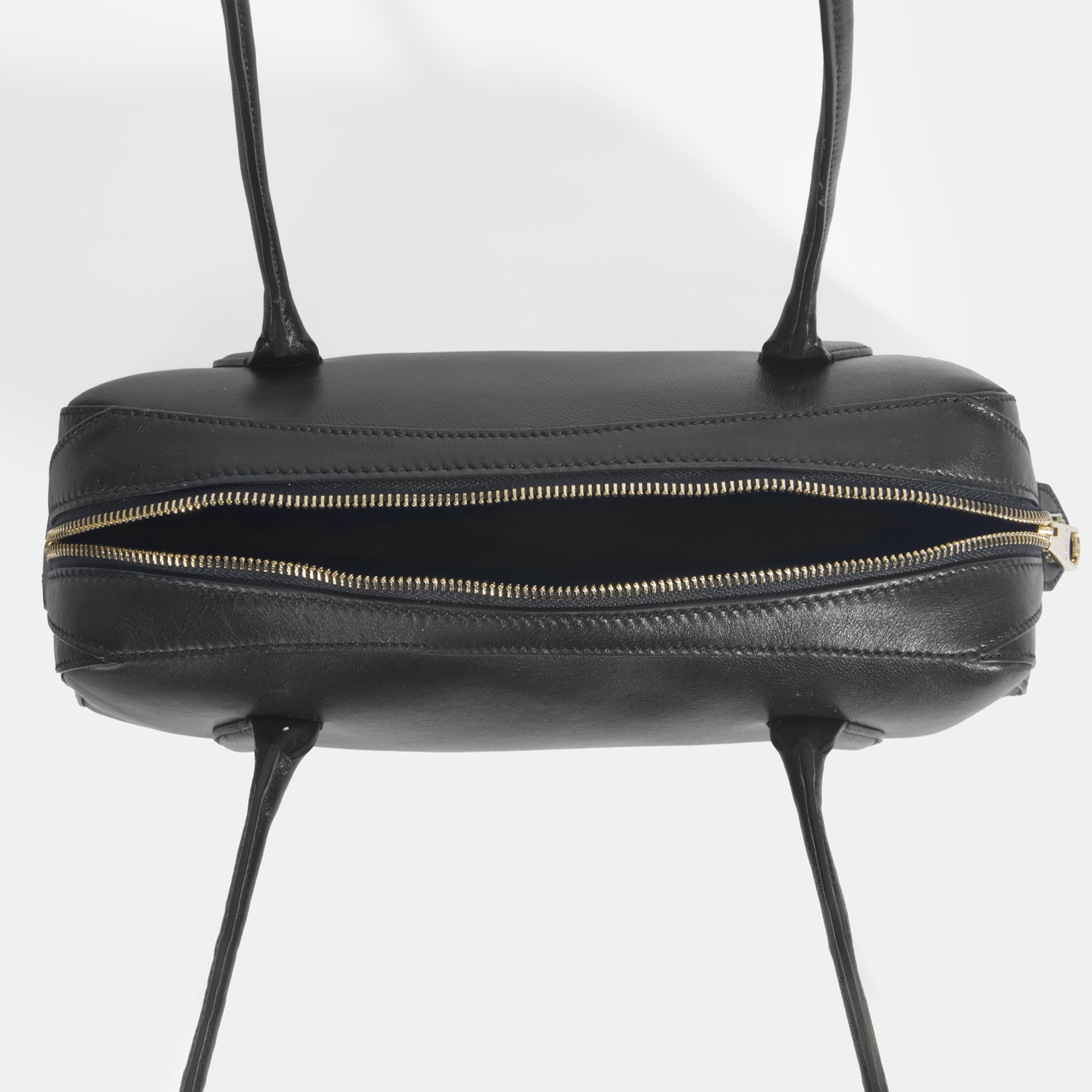 Limited Edition Siyah Kadın Yaprak Detaylı Deri Omuz Çantası