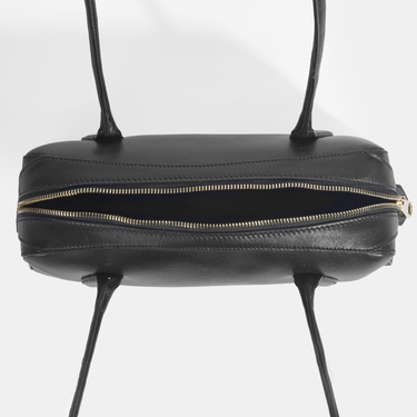  Limited Edition Siyah Kadın Yaprak Detaylı Deri Omuz Çantası