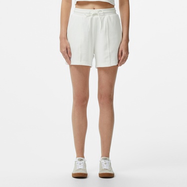  Kadın Relaxed Fit Beyaz Şort