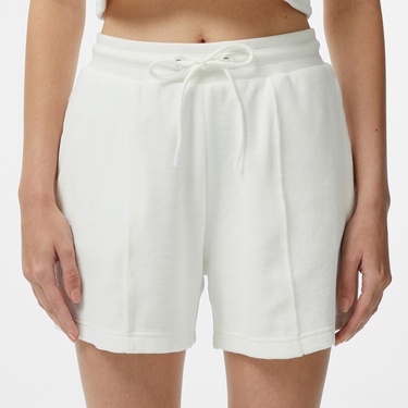 Kadın Relaxed Fit Beyaz Şort