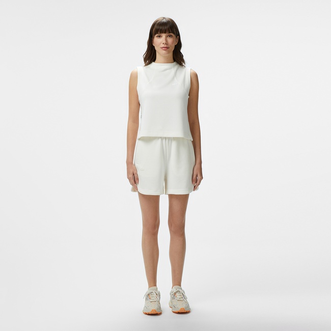  Kadın Relaxed Fit Beyaz Şort