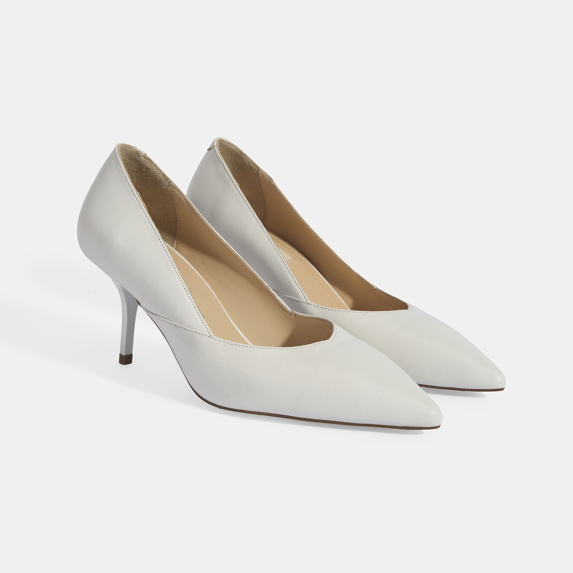 Kadın Beyaz Deri Topuklu Klasik Ayakkabı