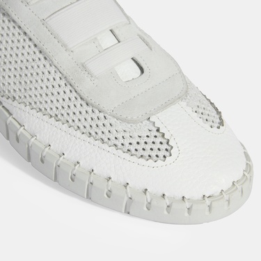  Kadın Beyaz Perforeli DesaComfort Günlük Ayakkabı