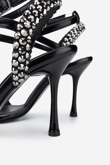  Valmenti Kadın Vegan Siyah Topuklu Ayakkabı