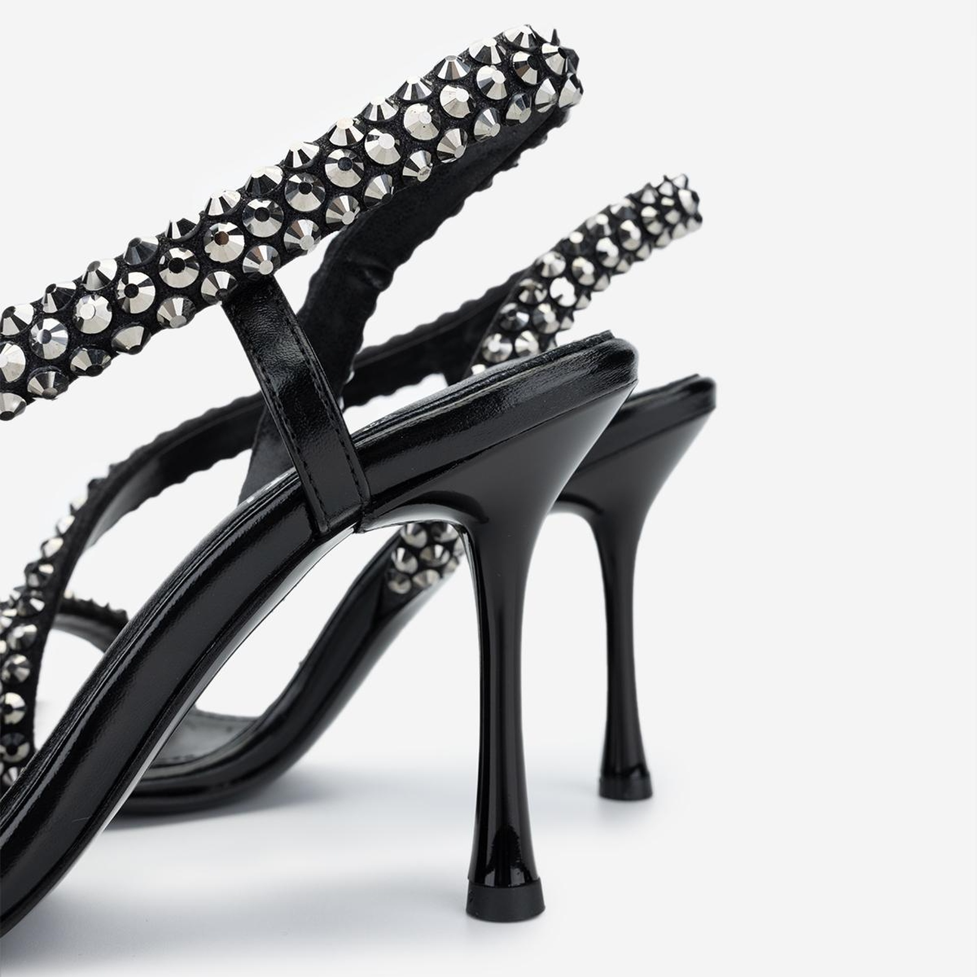 Valmenti Kadın Vegan Siyah Topuklu Ayakkabı