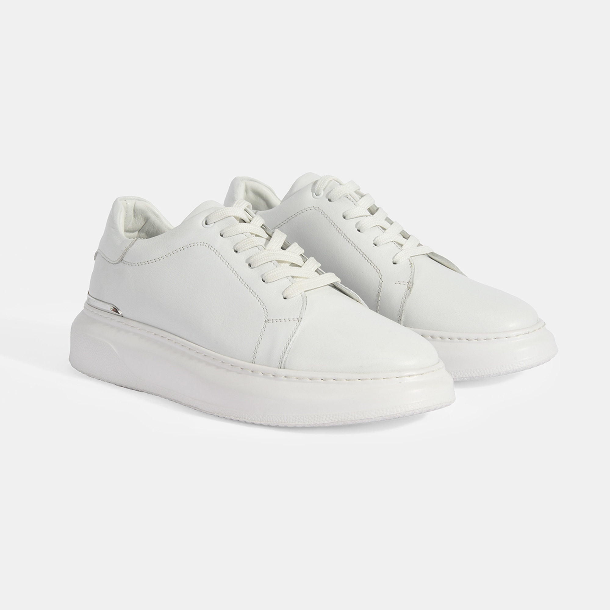 Erkek Beyaz Bağcıklı Deri Günlük Ayakkabı