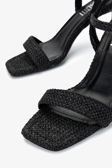  Valmenti Kadın Vegan Siyah Topuklu Ayakkabı