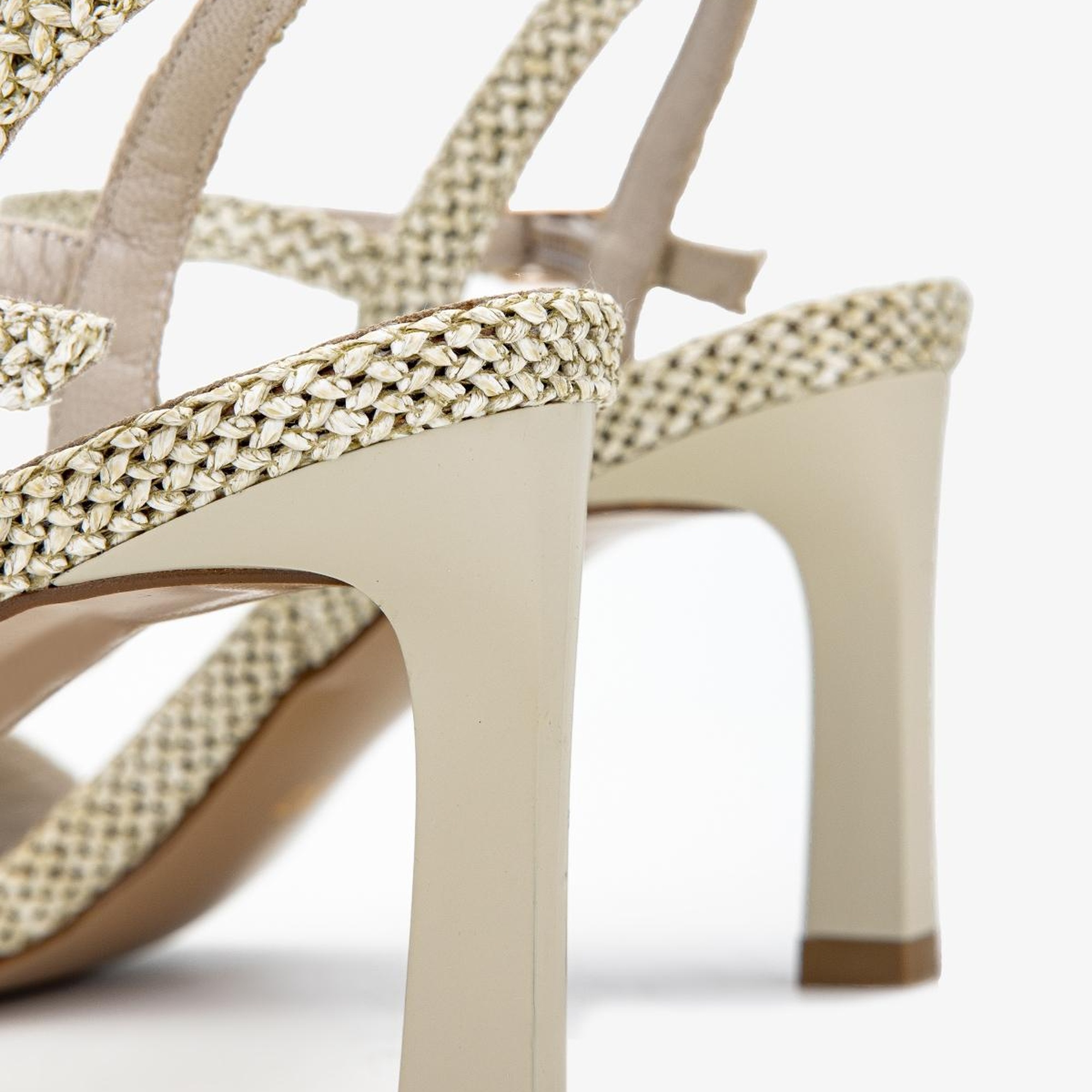 Valmenti Kadın Vegan Bej Topuklu Ayakkabı