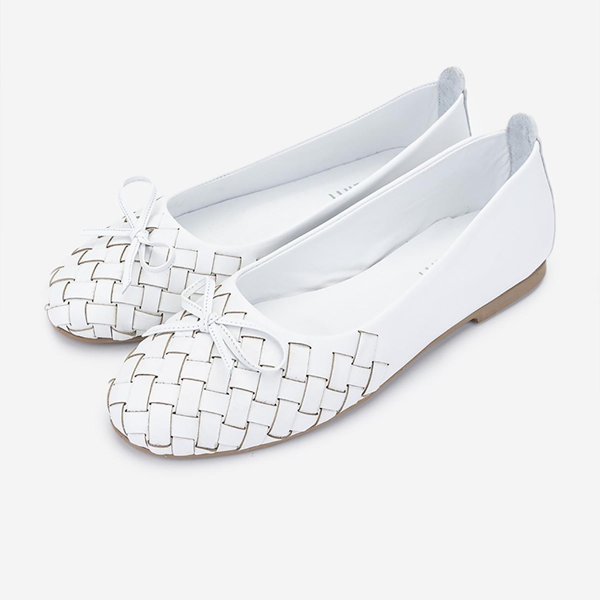 Valmenti Kadın Hakiki Deri Beyaz Babet Ayakkabı