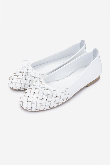  Valmenti Kadın Hakiki Deri Beyaz Babet Ayakkabı