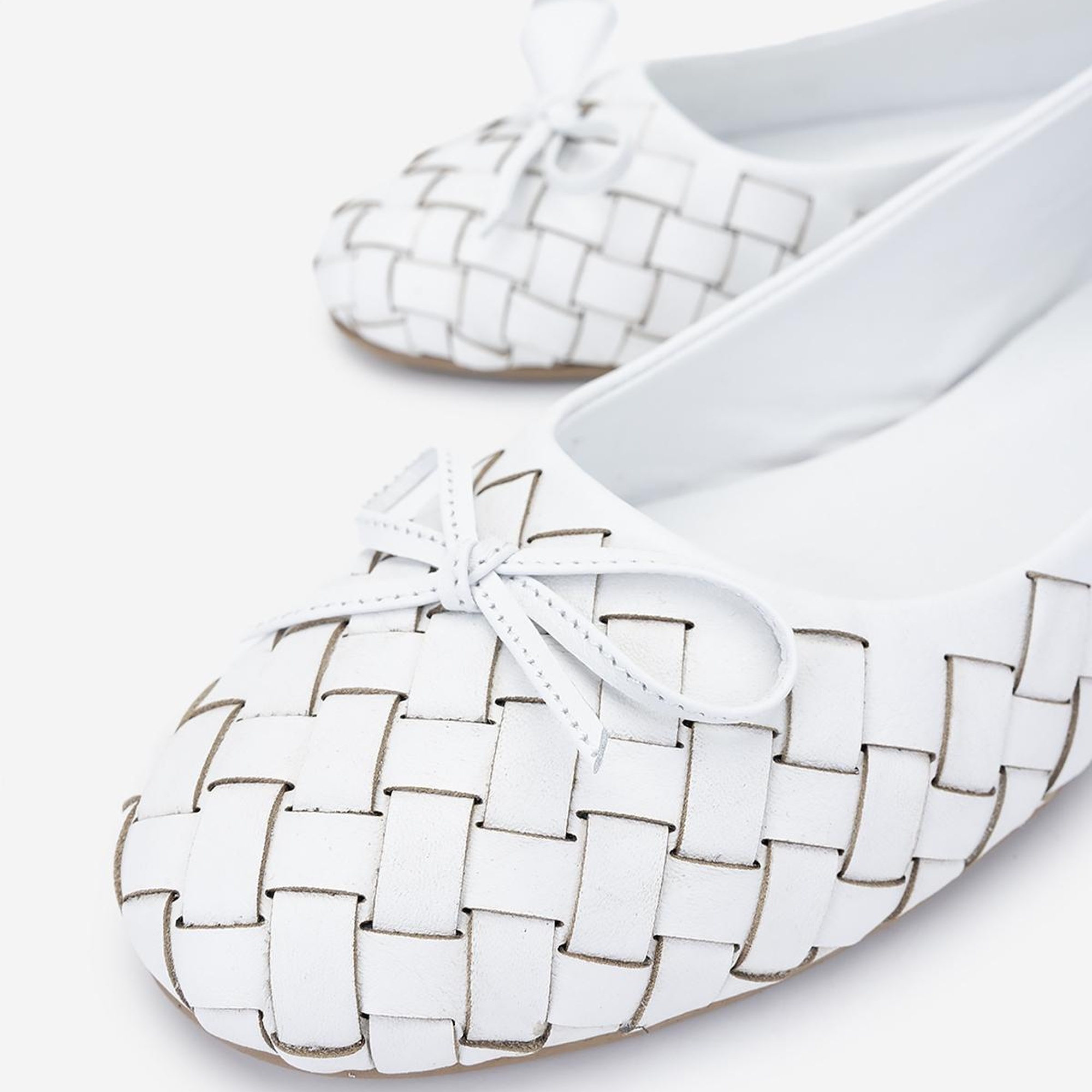 Valmenti Kadın Hakiki Deri Beyaz Babet Ayakkabı