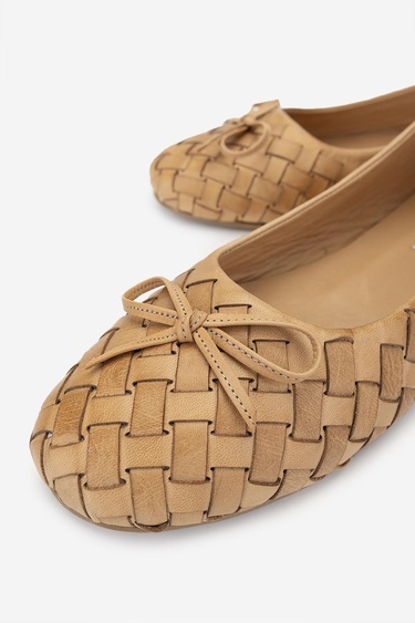  Valmenti Kadın Hakiki Deri Taba Babet Ayakkabı