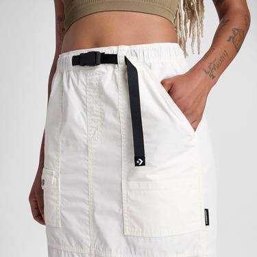  Converse Classic Kadın Beyaz Etek