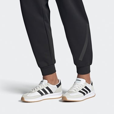  adidas Run 70S 2.0 Erkek Beyaz Koşu Ayakkabısı