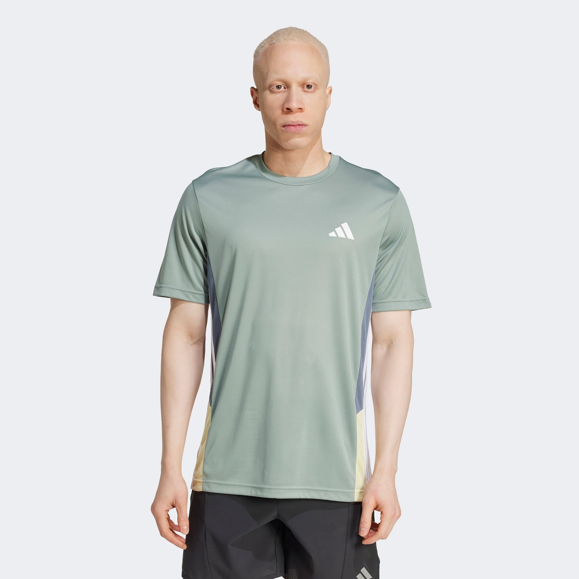adidas Train Essentials Seasonal Colorblock Erkek Yeşil Antrenman T-Shirt