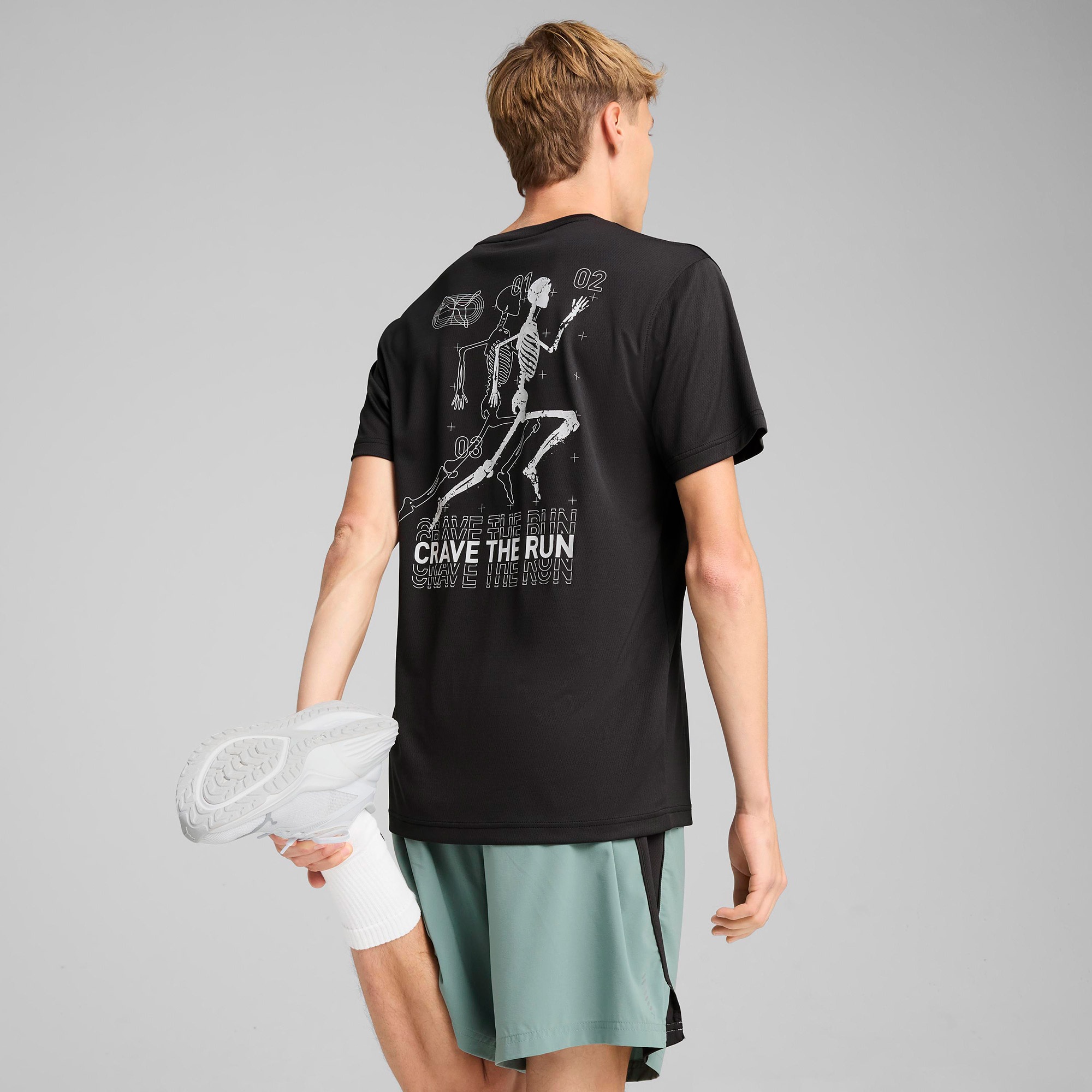 Puma Graphics Skeleton Run Erkek Siyah T-Shirt