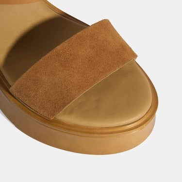  Kadın Taba Ayarlanabilir Tokalı Deri Detaylı Dolgu Topuklu Süet Sandalet