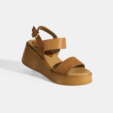  Kadın Taba Ayarlanabilir Tokalı Deri Detaylı Dolgu Topuklu Süet Sandalet