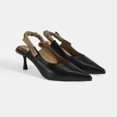  Kadın Siyah Fiyonk Detaylı Lastik Bantlı Deri Topuklu Ayakkabı