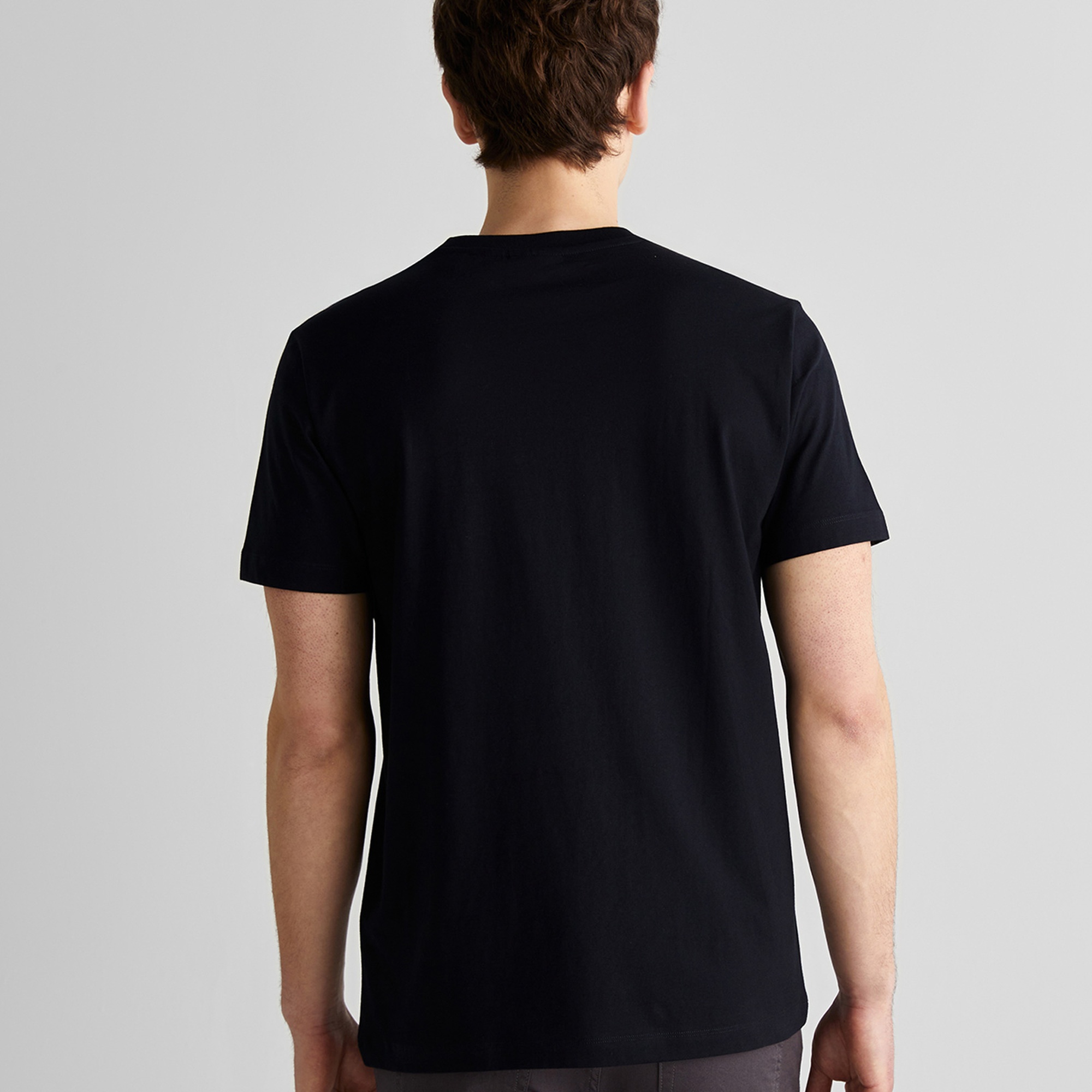 GANT Erkek Siyah Regular Fit Bisiklet Yaka Logolu T-Shirt