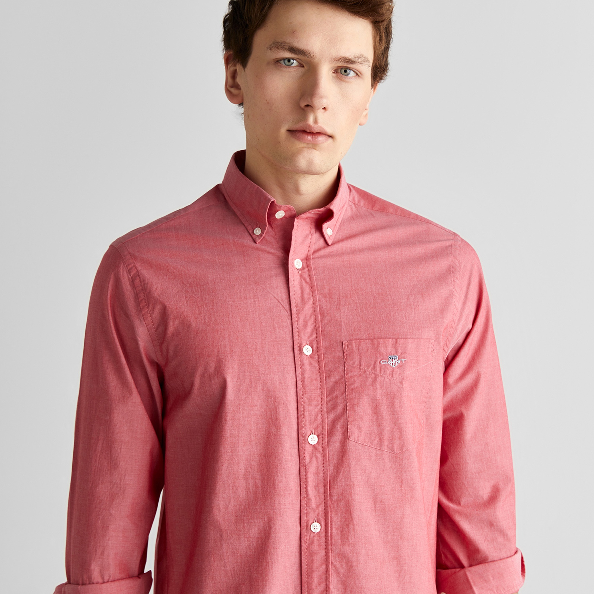 GANT Erkek Kırmızı Regular Fit Düğmeli Yaka Poplin Gömlek