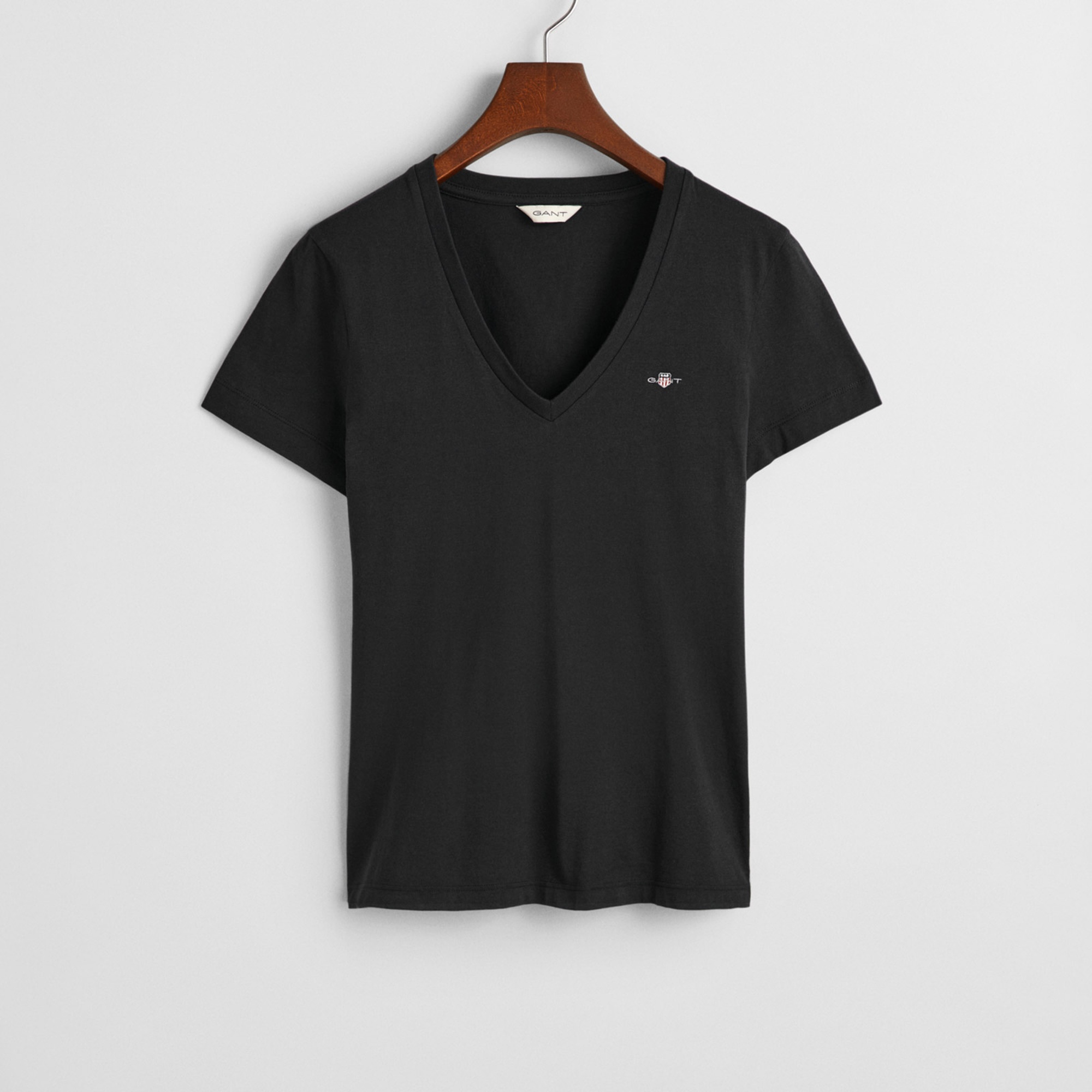 GANT Kadın Siyah V Yaka Regular Fit T-Shirt