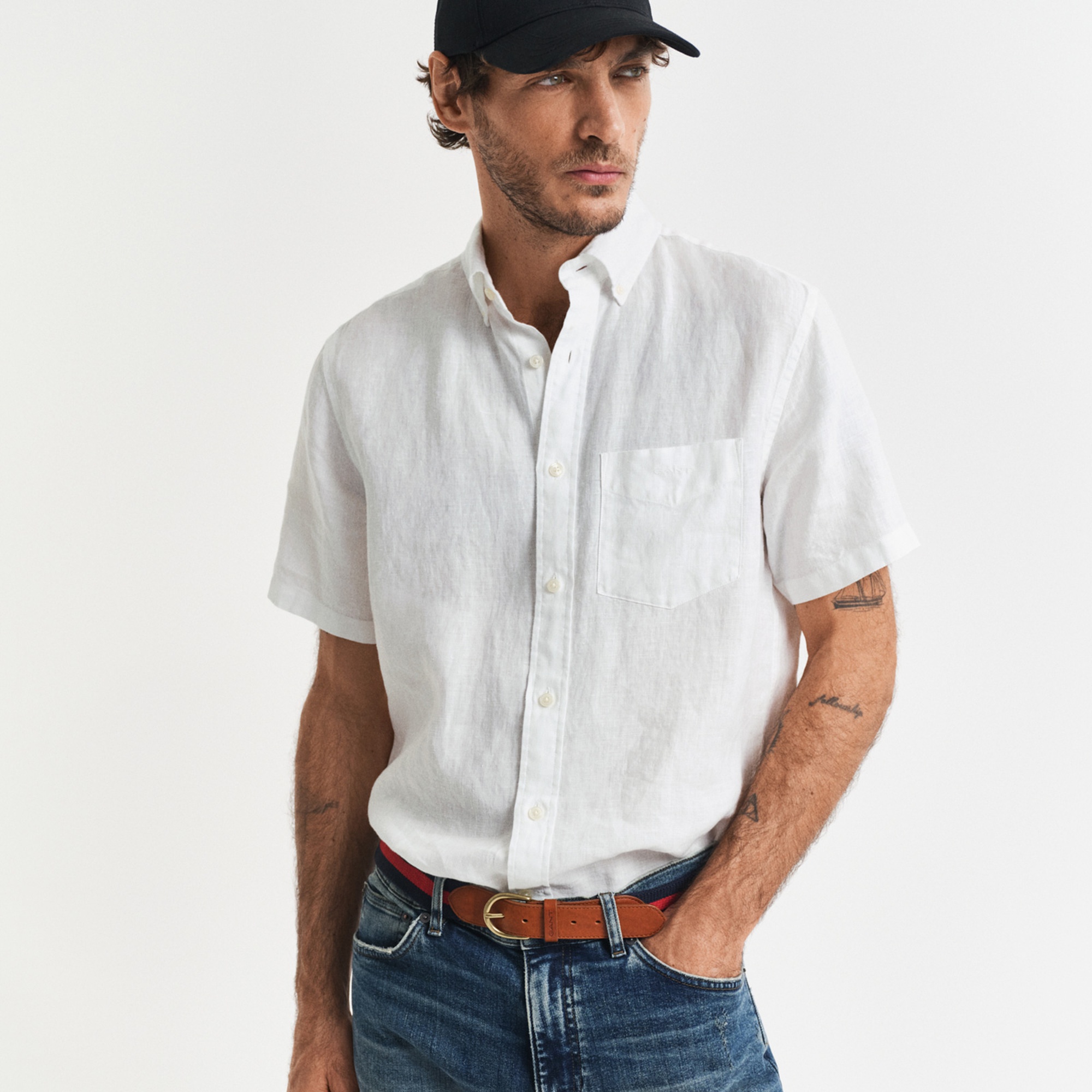 GANT Erkek Beyaz Regular Fit Düğmeli Yaka Keten Gömlek