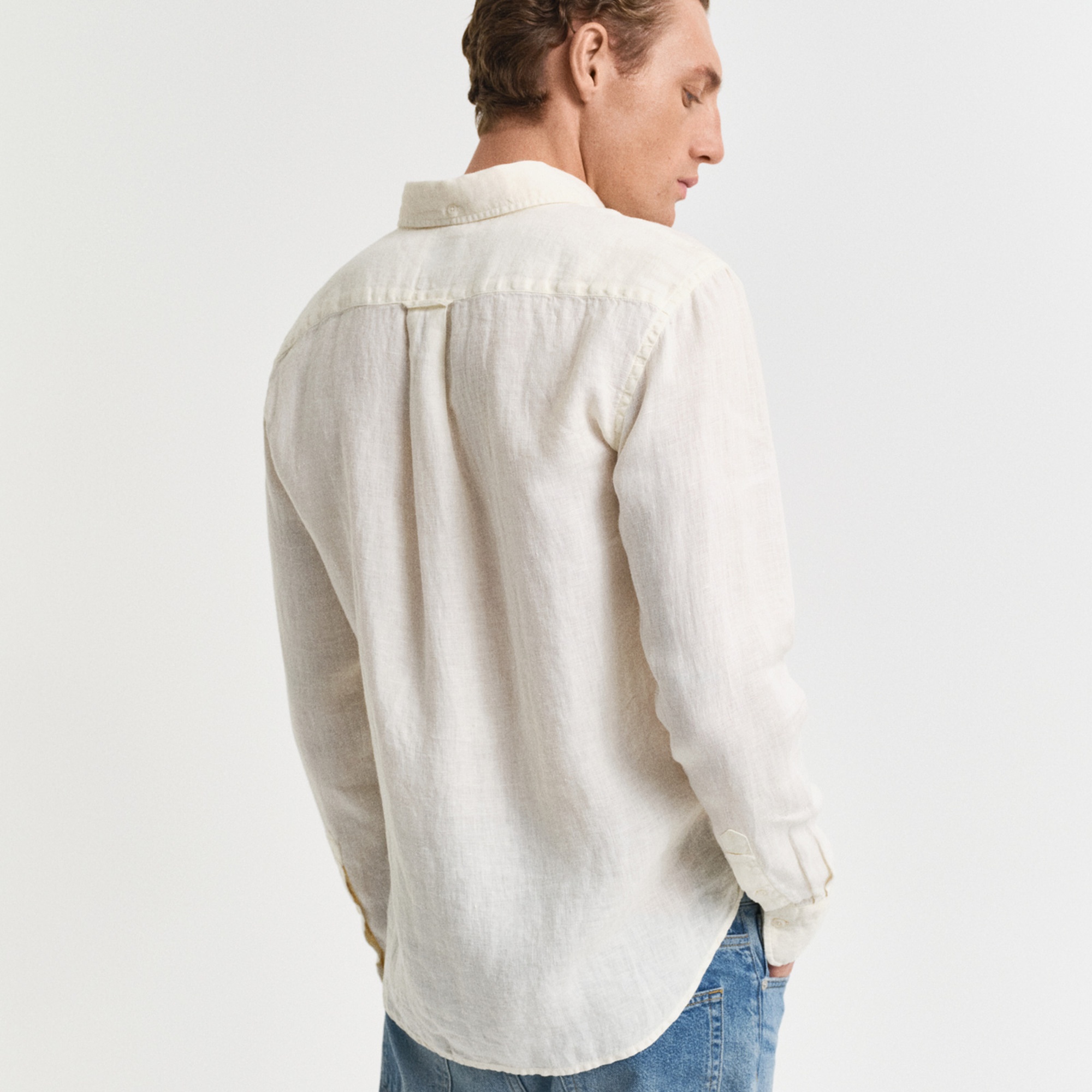 GANT Erkek Krem Regular Fit Düğmeli Yaka Keten Gömlek