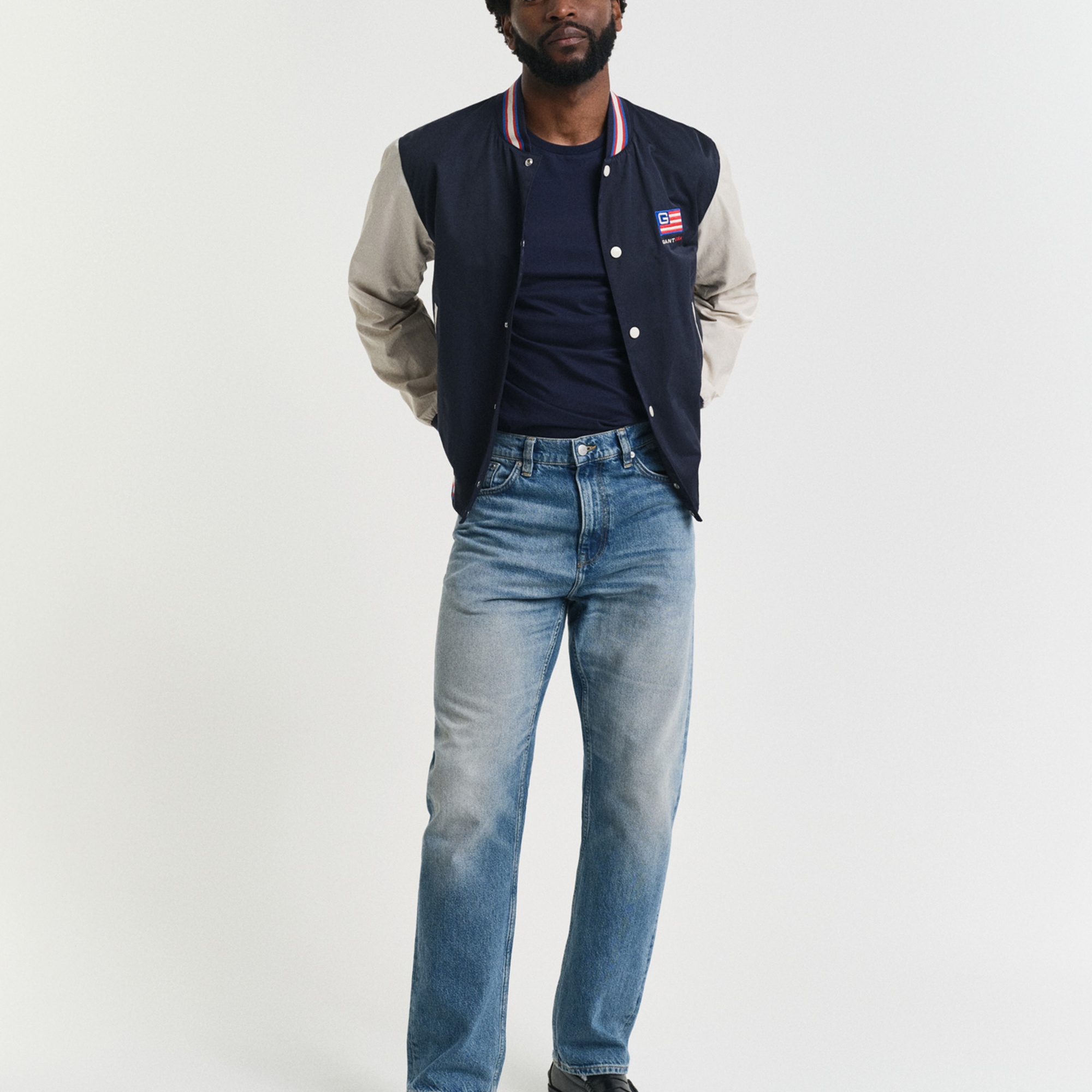 GANT Erkek Lacivert Regular Fit Bisiklet Yaka Logolu T-Shirt