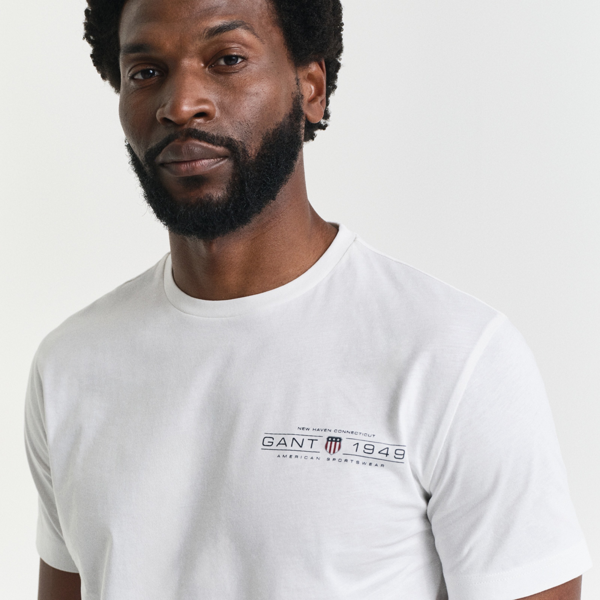 GANT Erkek Krem Regular Fit Bisiklet Yaka Logolu T-Shirt