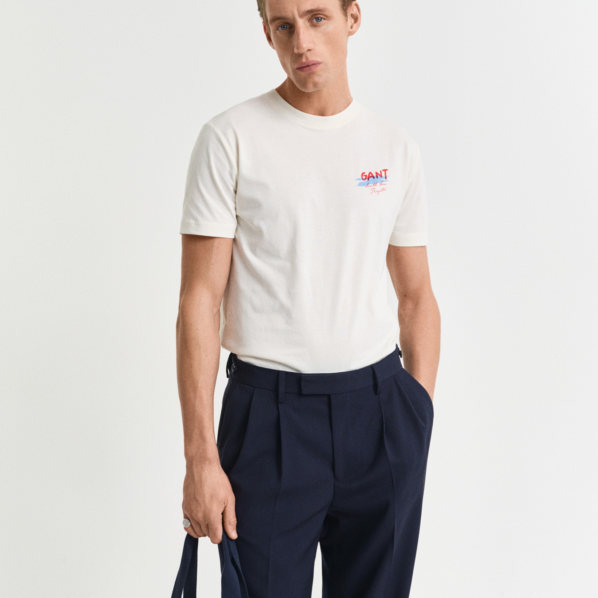 GANT Erkek Krem Regular Fit Bisiklet Yaka Logolu T-Shirt