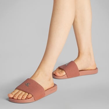  Calvin Klein Slide Monogram Hardware Kadın Kahverengi Terlik
