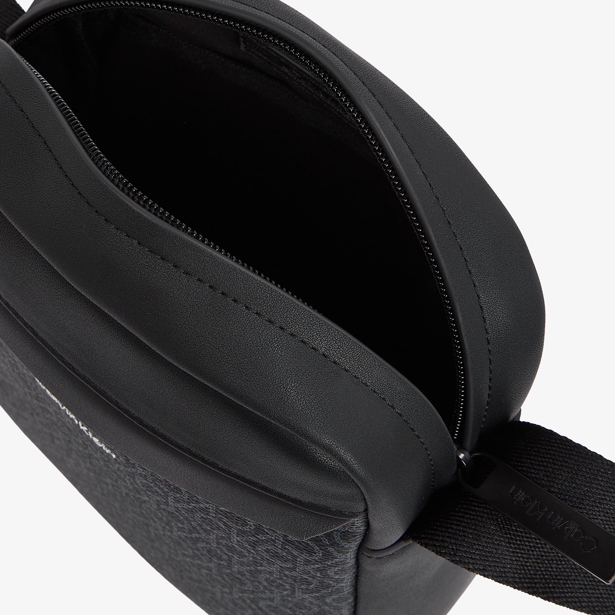 Calvin Klein Erkek Siyah El Çantası