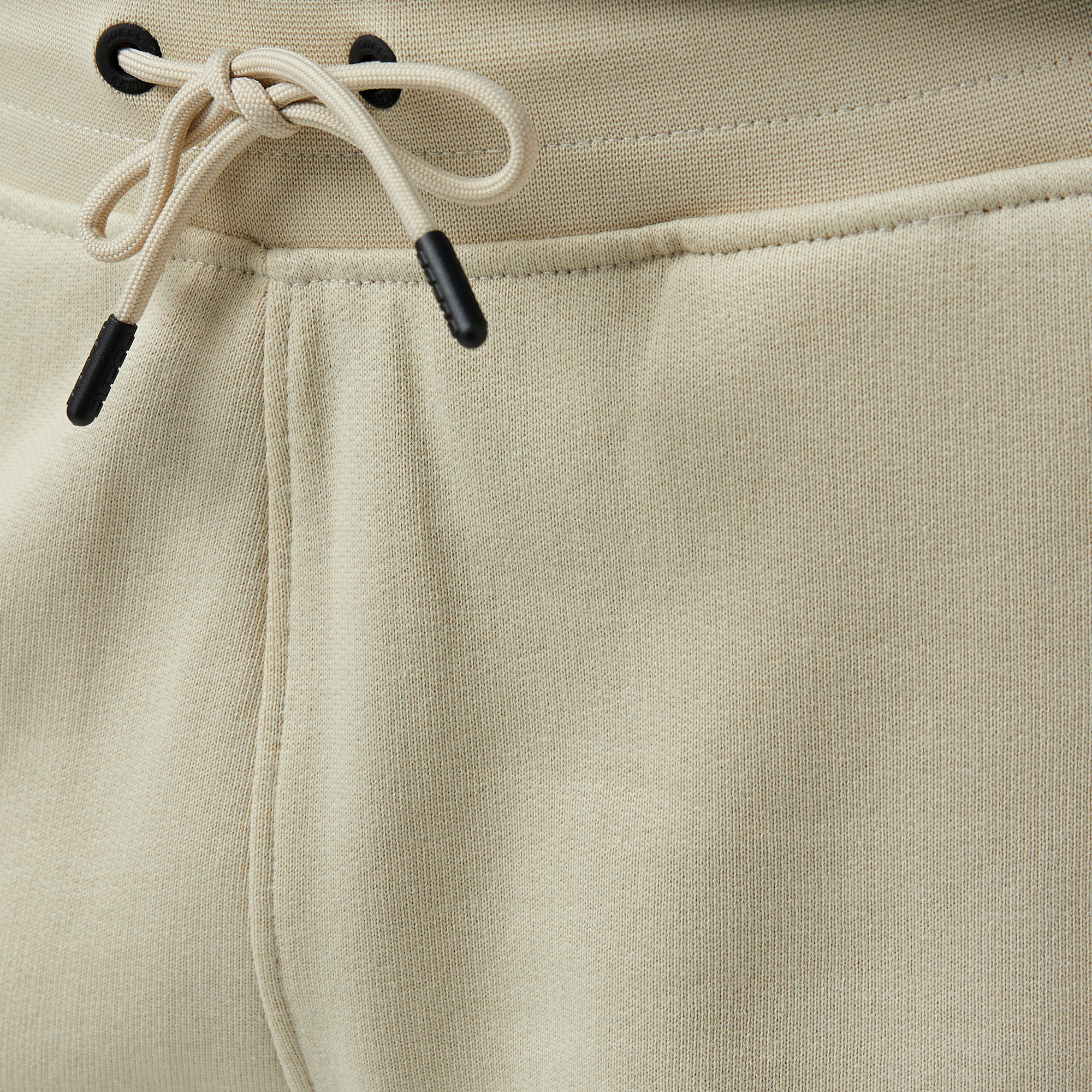 Guess Erkek Bej Şort