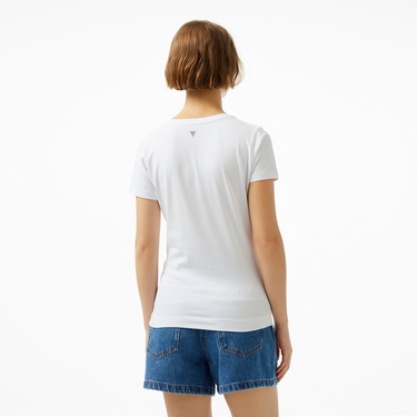  Guess Flower Triangl Mid Organic Stretch 180 Kadın Beyaz T-Shirt