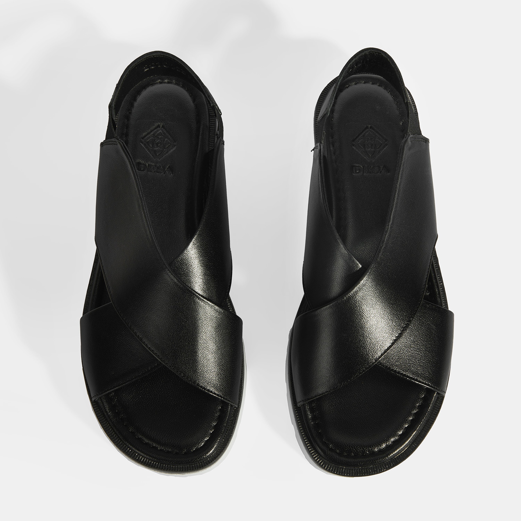 Siyah Kadın Lastik Bantlı Deri Sandalet