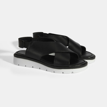  Siyah Kadın Lastik Bantlı Deri Sandalet