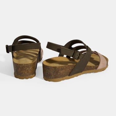  Kahve Kadın Toka Detaylı Sandalet