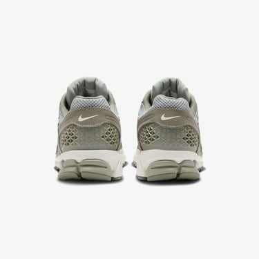  Nike Zoom Vomero 5 Erkek Gri Spor Ayakkabı