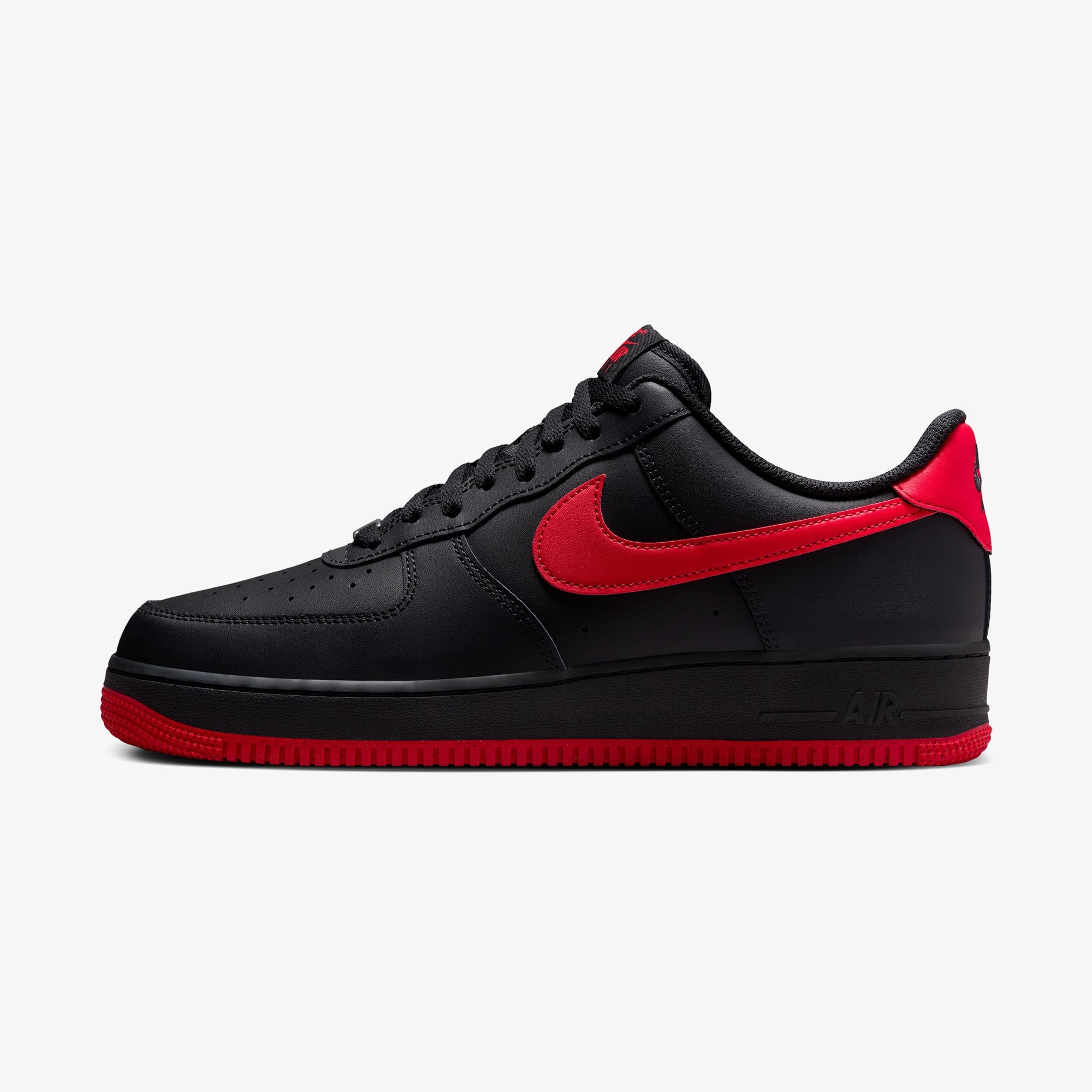 Nike Air Force 1 '07 Erkek Siyah Spor Ayakkabı