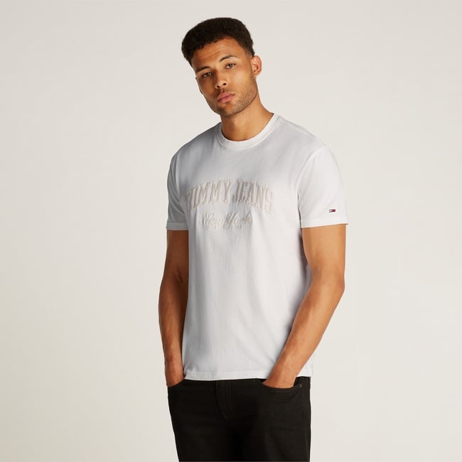  Tommy Jeans Reg Vintage Varsity Erkek Beyaz T-Shirt