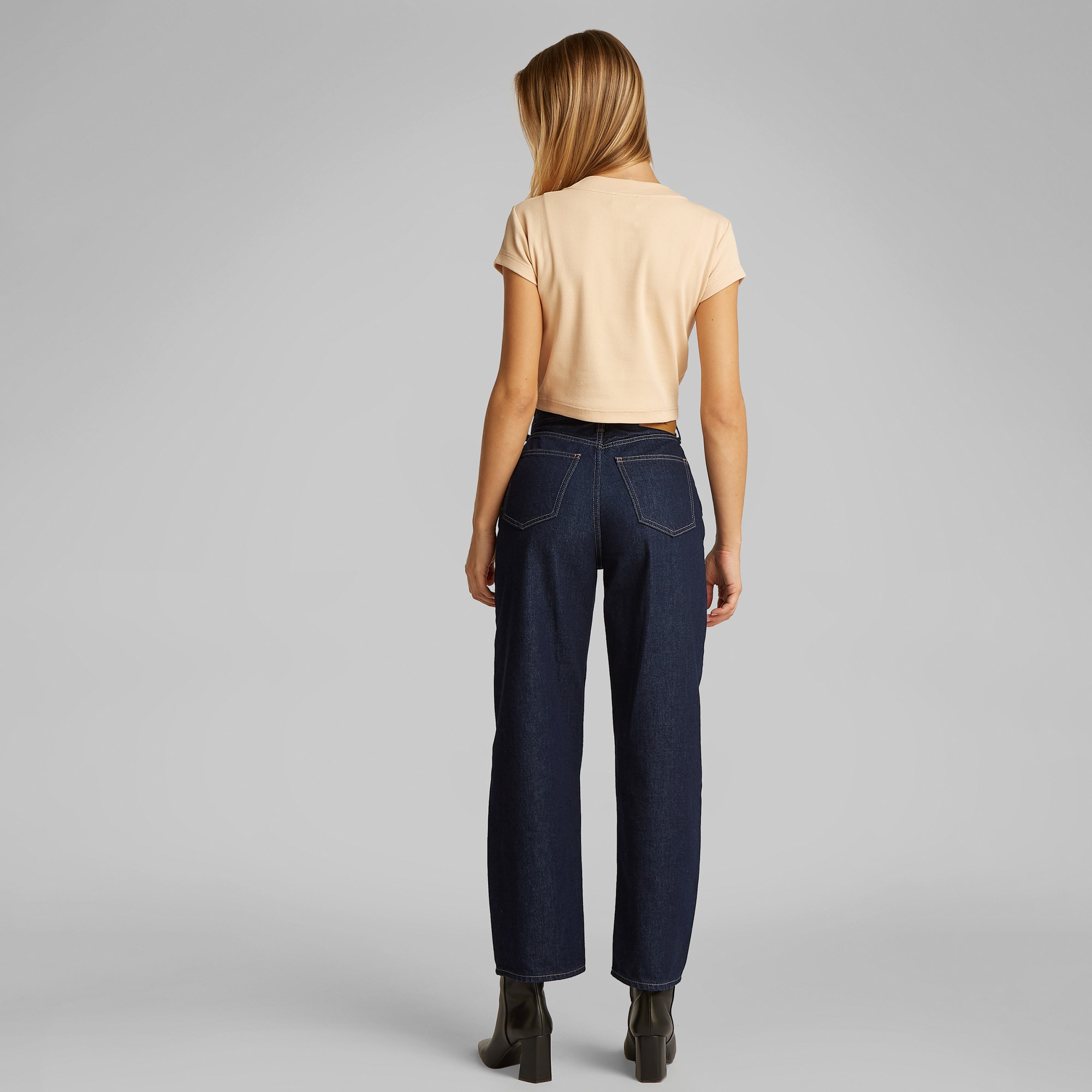 Calvin Klein Barrel Kadın Lacivert Jean