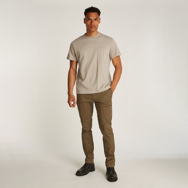  Calvin Klein Embossed Logo Erkek Bej T-Shirt
