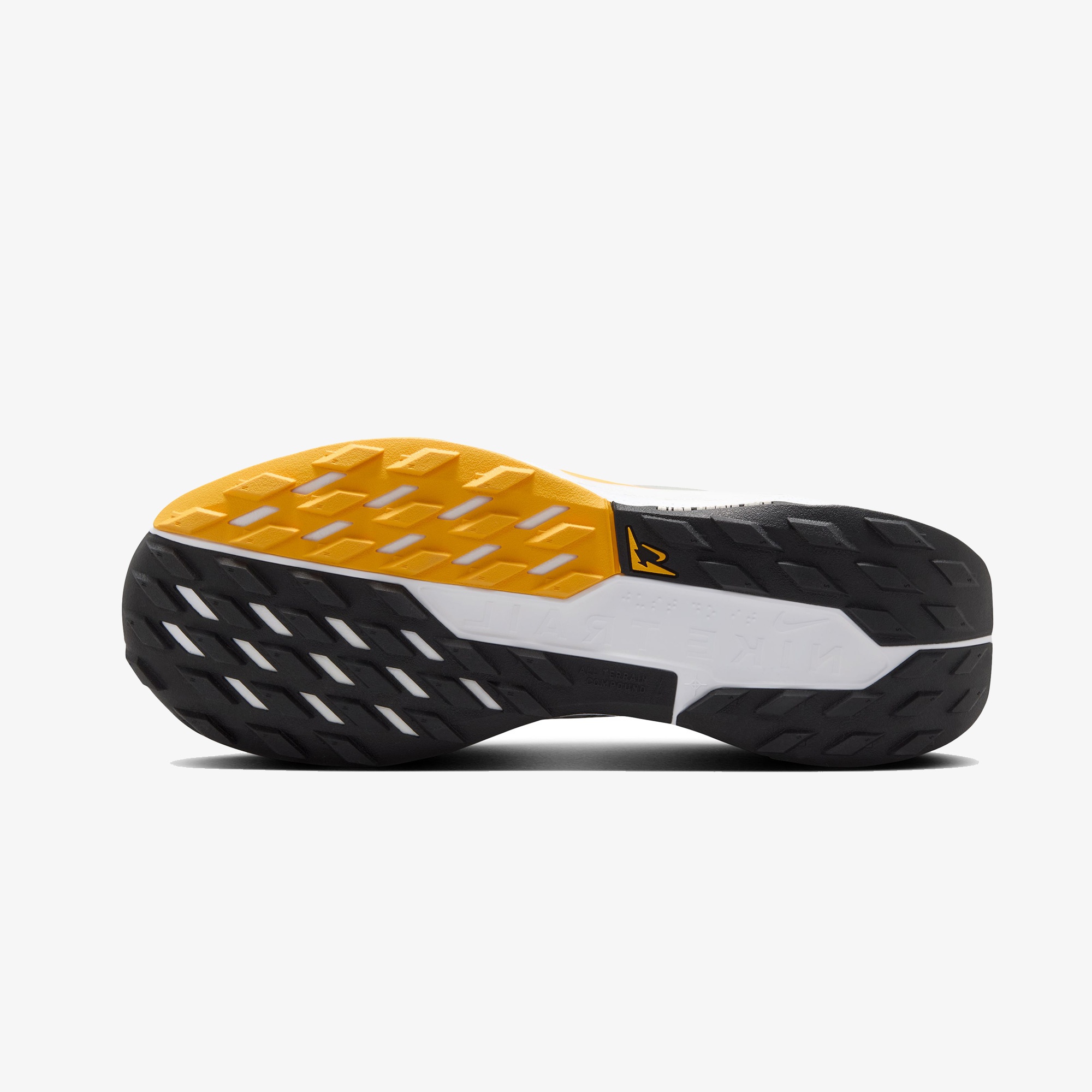 Nike Pegasus Trail 5 Gore-Tex Kadın Krem Rengi Koşu Ayakkabısı