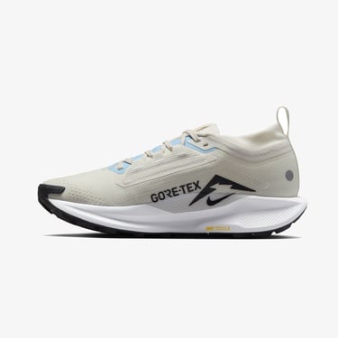  Nike Pegasus Trail 5 Gore-Tex Kadın Krem Rengi Koşu Ayakkabısı