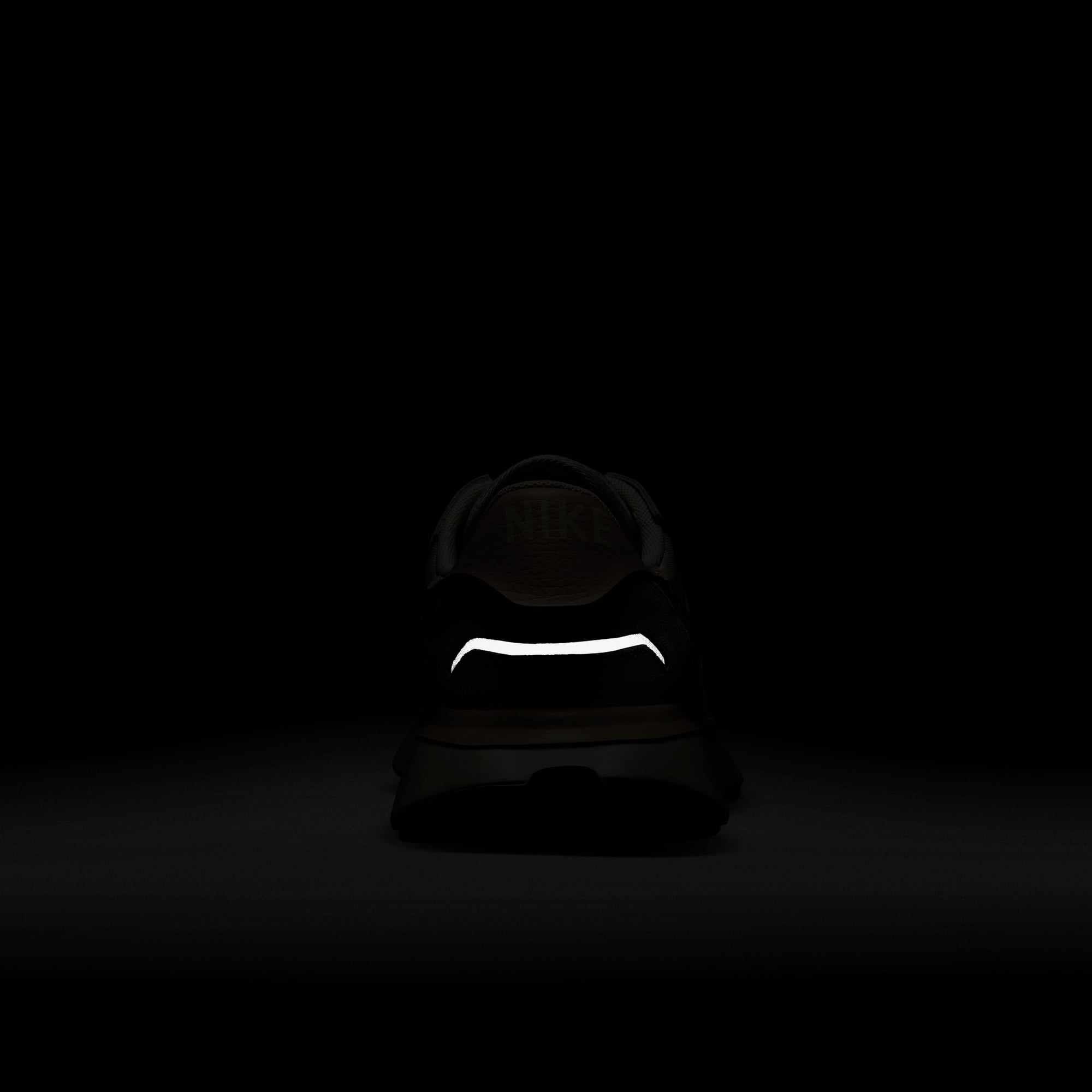 Nike Phoenix Waffle Kadın Bej Spor Ayakkabı