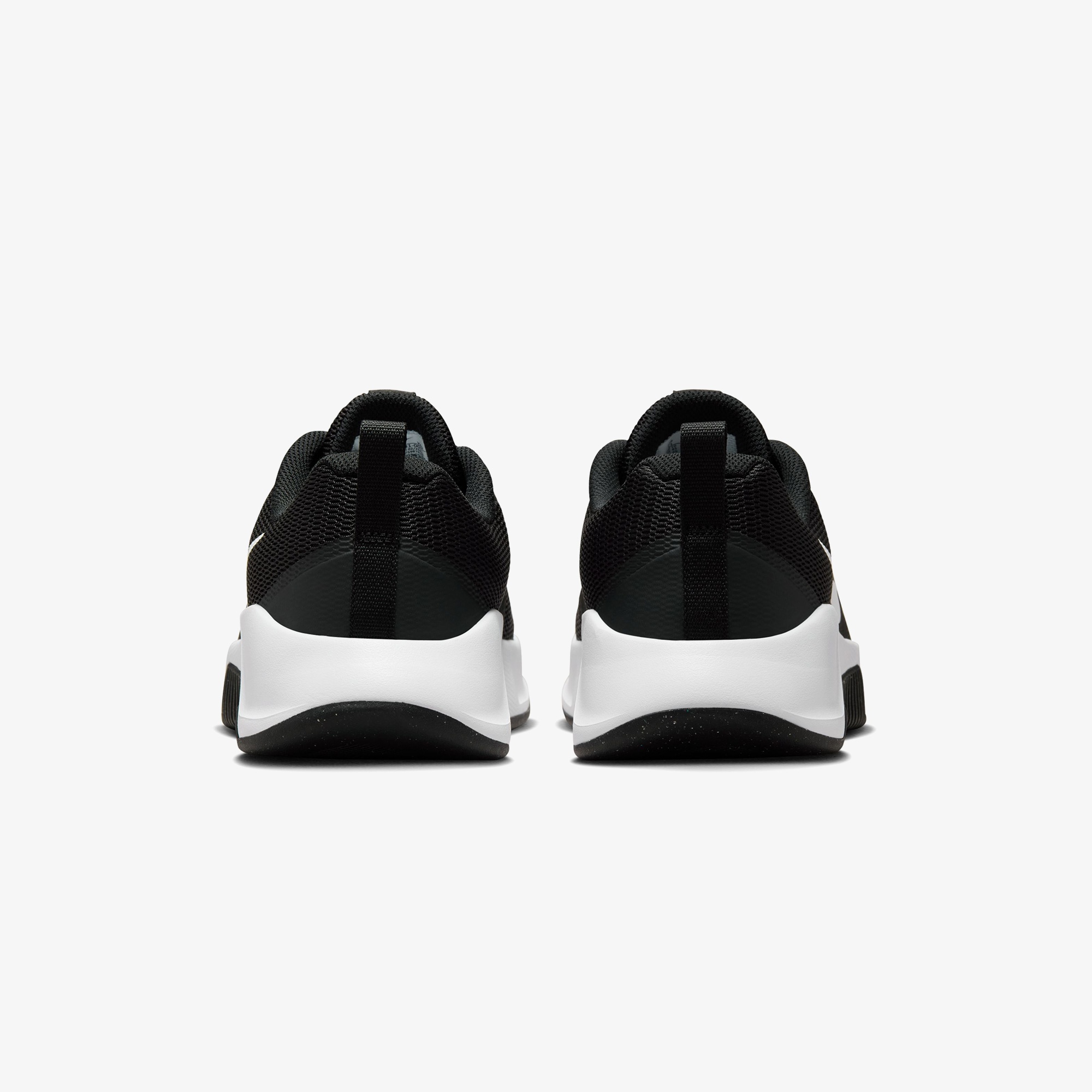 Nike MC Trainer 3 Erkek Siyah Spor Ayakkabı